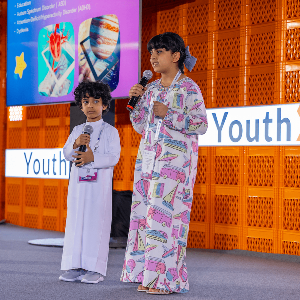 Augmented Reality Books to Aid Children with Autism. 